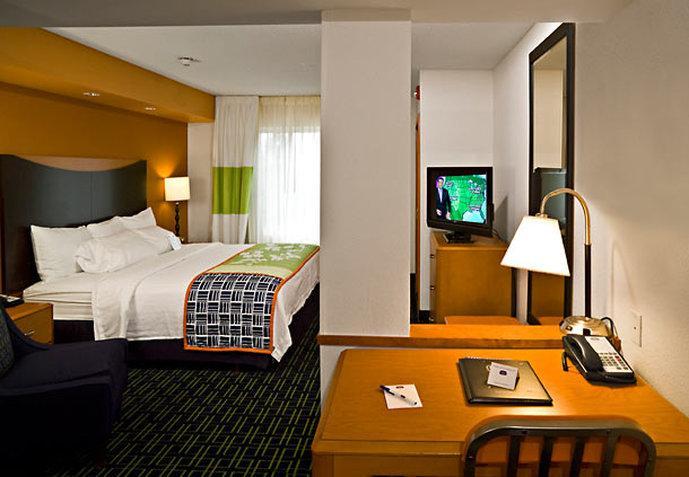 Fairfield Inn And Suites By Marriott Augusta Exteriér fotografie